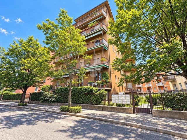 Appartamento in vendita di 95 m² in Via Vittorio Locchi, 19