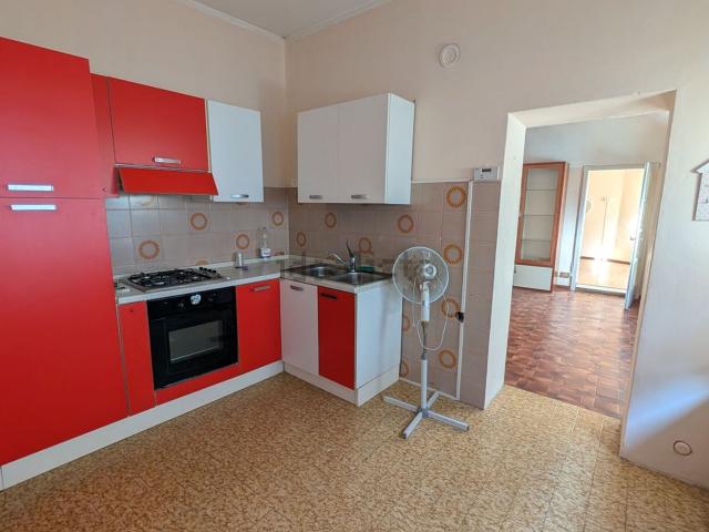 Appartamento in vendita di 95 m² in Via XX Giugno, 23