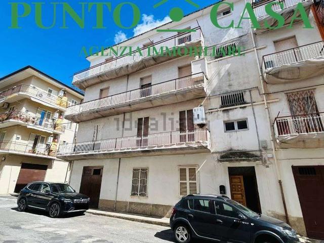 Appartamento in vendita di 95 m² in Via Zanotti Bianco