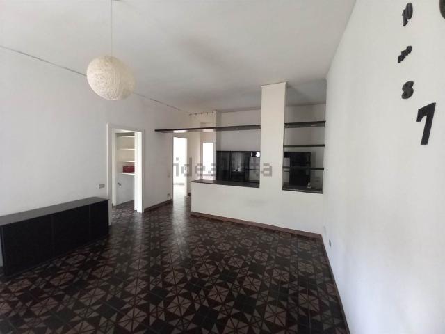 Appartamento in vendita di 95 m² in Via Abate Minichini, 71