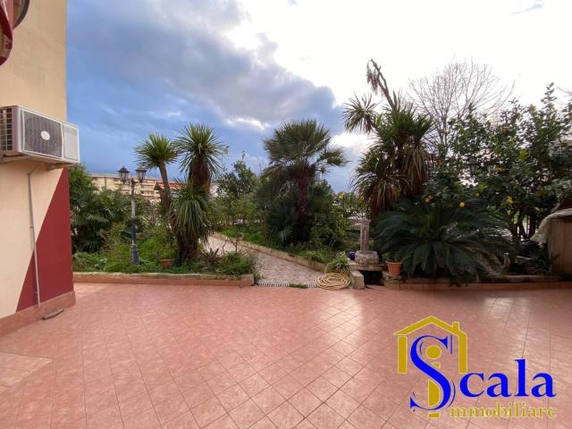 Appartamento in vendita di 95 m² in Via Agostino Stellato