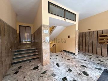 Appartamento in vendita di 95 m² in Via Adriano Cristofoli, 13
