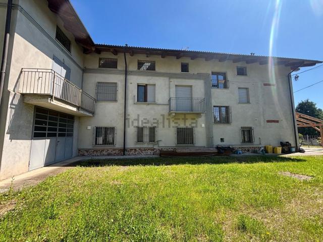 Appartamento in vendita di 95 m² in Via Aosta, 7