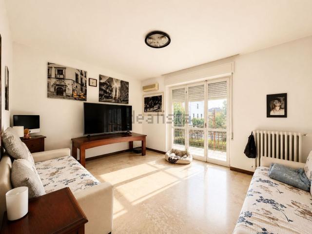 Appartamento in vendita di 95 m² in Via Alcide De Gasperi, 12
