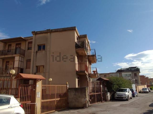 Appartamento in vendita di 95 m² in Via Alfonso Amorelli, 18