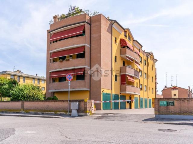 Appartamento in vendita di 95 m² in Via Alfredo Pitteri, 42