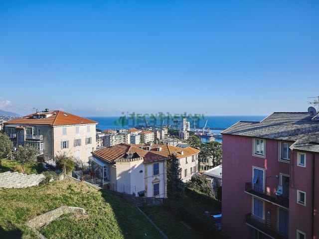 Appartamento in vendita di 95 m² in Via AMENDOLA
