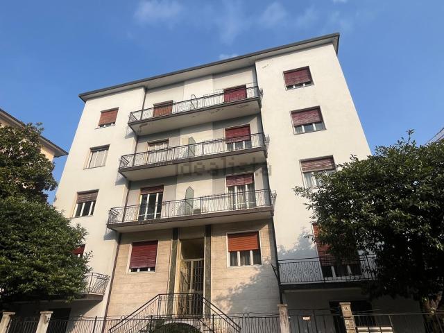 Appartamento in vendita di 97 m² in Via Andrea Doria