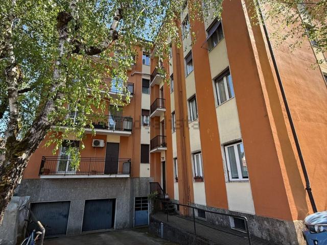 Appartamento in vendita di 95 m² in Via Ardigò