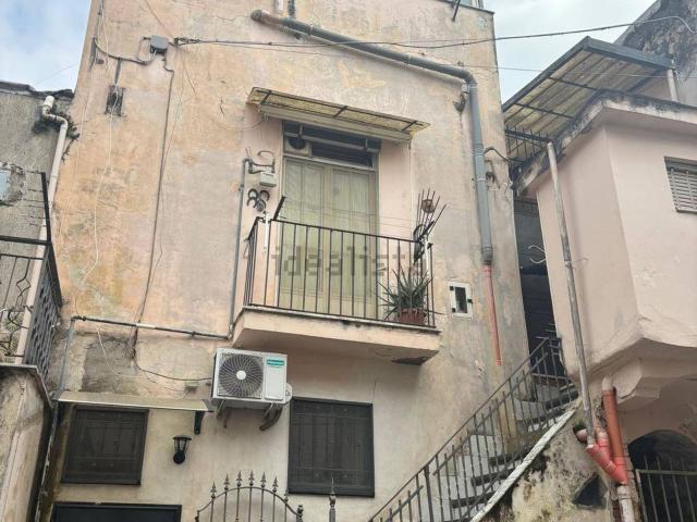Appartamento in vendita di 95 m² in Via Ardinghi, 35