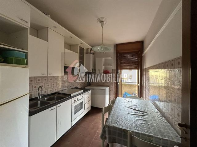 Appartamento in vendita di 95 m² in Via Azzo Porzio, 148