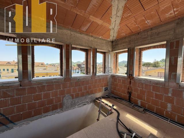 Appartamento in vendita di 95 m² in Via Bachelet