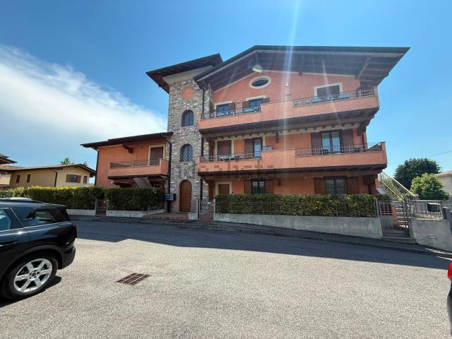 Appartamento in vendita di 95 m² in Via Baratello