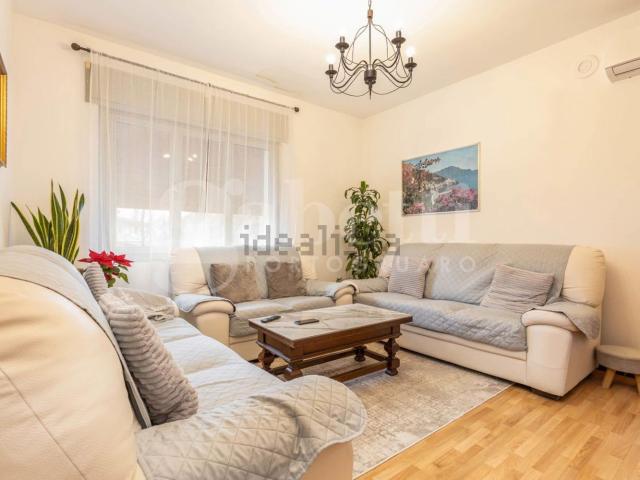 Appartamento in vendita di 95 m² in Via Biancure, 23