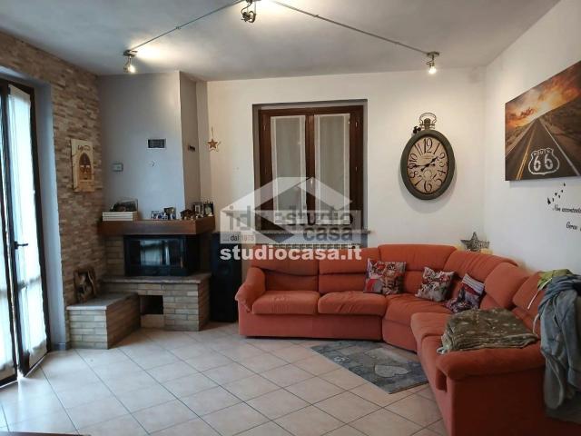 Appartamento in vendita di 95 m² in Via Brigata Lupi di Toscana