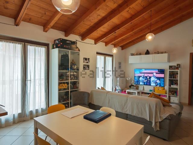 Appartamento in vendita di 95 m² in Via C. Lavatelli, 46