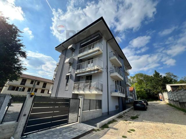 Appartamento in vendita di 95 m² in Via Canale, 51