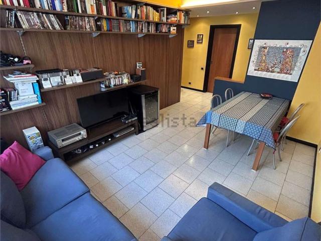 Appartamento in vendita di 95 m² in Via Caduti della Libertà, 8