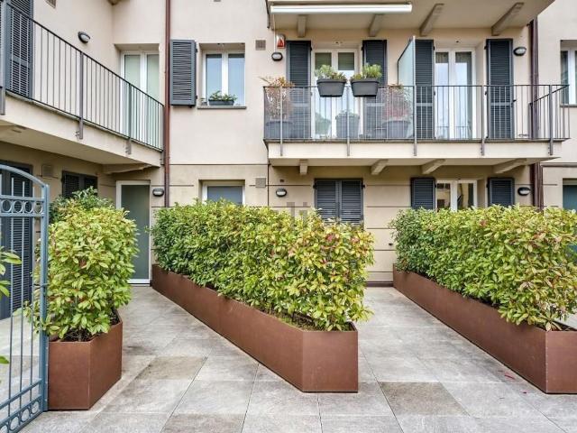 Appartamento in vendita di 95 m² in Via Carolina Pulici