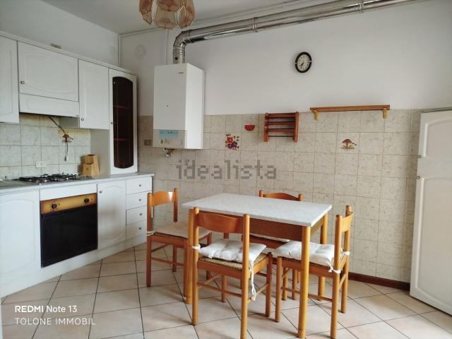 Appartamento in vendita di 95 m² in Via Cesare Battisti, 34