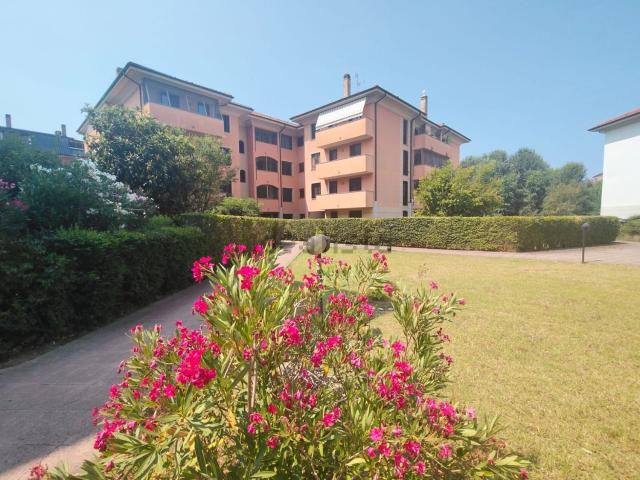 Appartamento in vendita di 95 m² in Via Cesare Battisti
