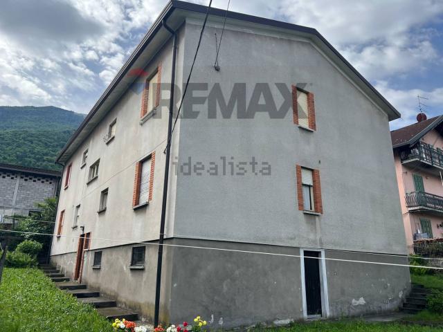 Appartamento in vendita di 95 m² in Via Chiudinelli, 4