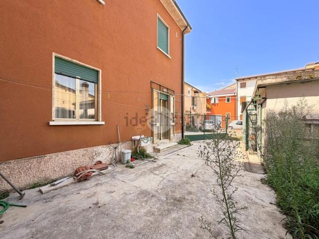 Appartamento in vendita di 95 m² in Via Cimitero, 4