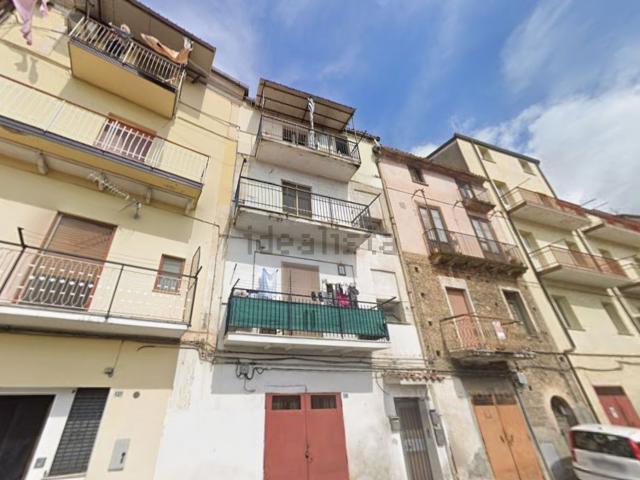 Appartamento in vendita di 95 m² in Via Conforti
