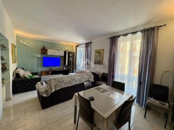 Appartamento in vendita di 95 m² in Via Costantino e Maria Brighenti, 2