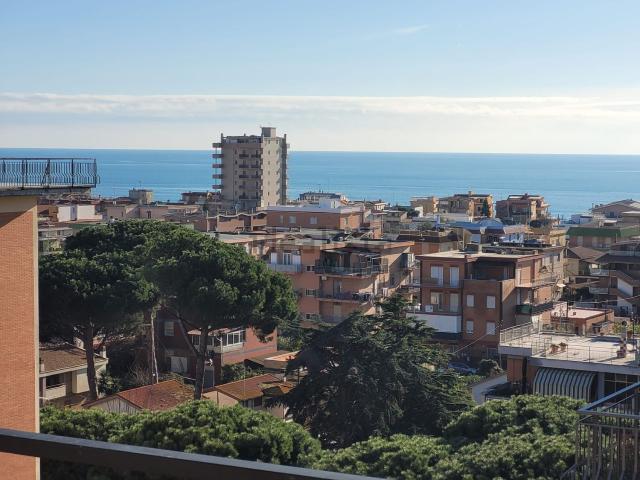 Appartamento in vendita di 95 m² in Via Claudia