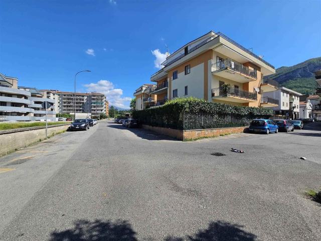 Appartamento in vendita di 95 m² in Via Croce Malloni, 212