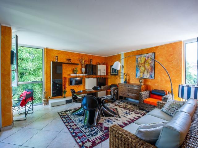 Appartamento in vendita di 95 m² in Via Cristoforo Colombo, 9