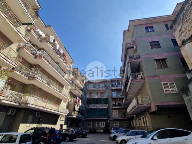 Appartamento in vendita di 95 m² in Via Cumana, 11