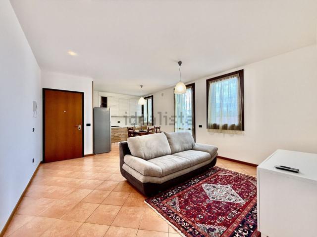 Appartamento in vendita di 95 m² in Via Dante Alighieri, 12