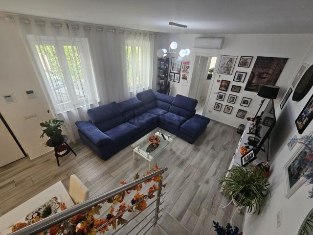 Appartamento in vendita di 95 m² in Via Dante Alighieri