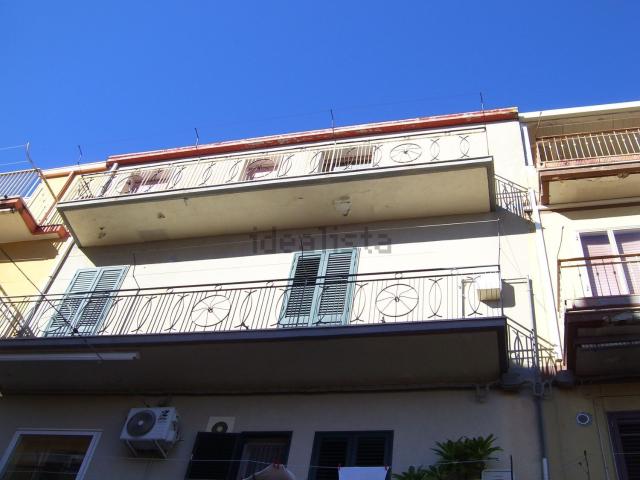 Appartamento in vendita di 95 m² in Via degli Oleandri, 80