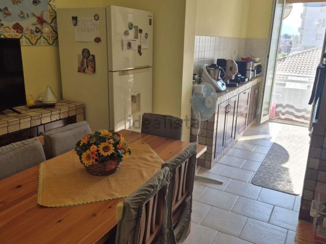 Appartamento in vendita di 95 m² in Via dei Mille, 95