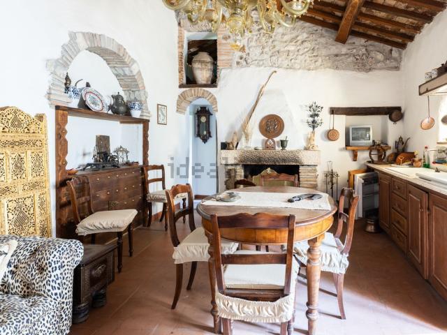 Appartamento in vendita di 95 m² in Via del Sole