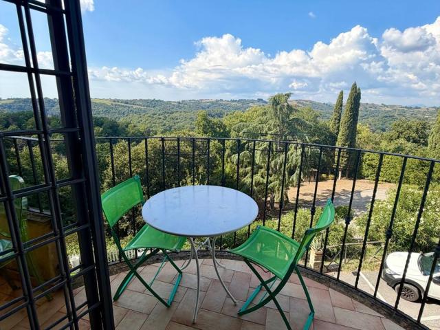 Appartamento in vendita di 95 m² in Via del Sorbo