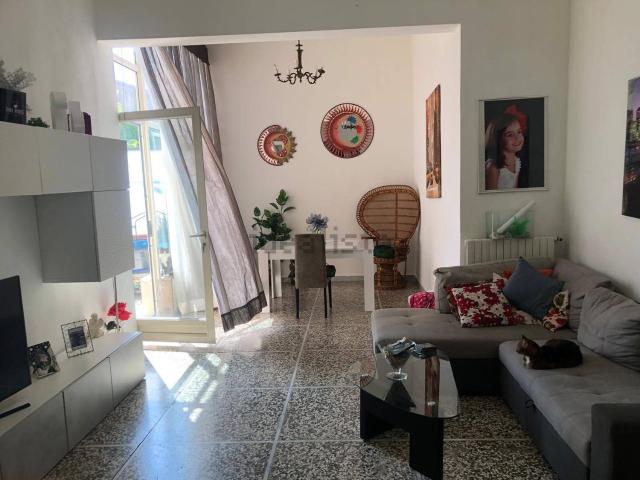 Appartamento in vendita di 95 m² in Via della Pace, 1