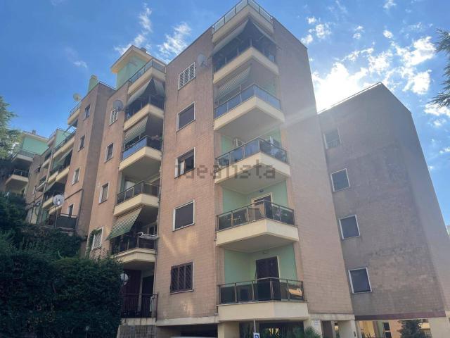 Appartamento in vendita di 95 m² in Via delle Betulle, 46