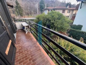 Appartamento in vendita di 95 m² in Via delle Carpiane