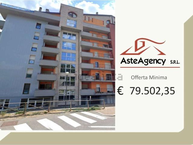Appartamento in vendita di 95 m² in Via delle Medaglie Olimpiche, 38