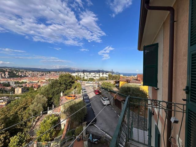 Appartamento in vendita di 95 m² in Via di Murlo, 22