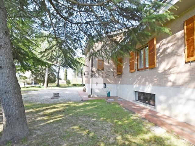 Appartamento in vendita di 95 m² in Via Domenico Troili