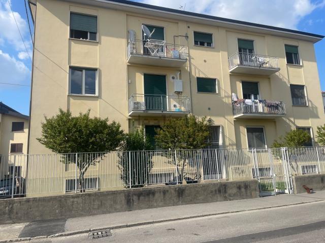 Appartamento in vendita di 95 m² in Via Don Giavazzi