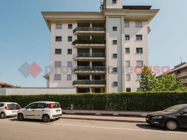 Appartamento in vendita di 95 m² in Via Don Giovanni Minzoni, 28