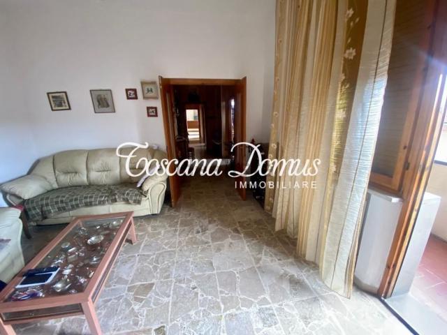 Appartamento in vendita di 95 m² in Via Val D&apos Aosta, 21