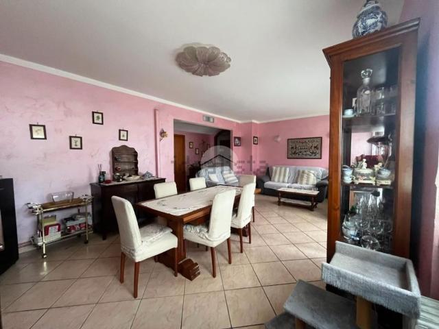 Appartamento in vendita di 95 m² in Via F. Turati, 6