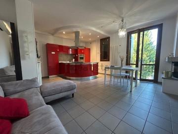 Appartamento in vendita di 95 m² in Via Famiglia Sacrati